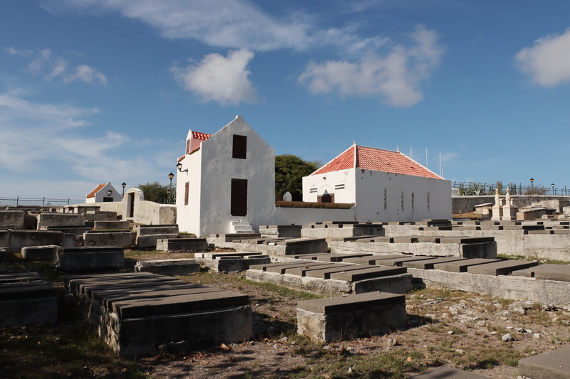 The Rodeamentos House and the 'Cazinha dos Cohanim' with a small part of the last extension on the left.