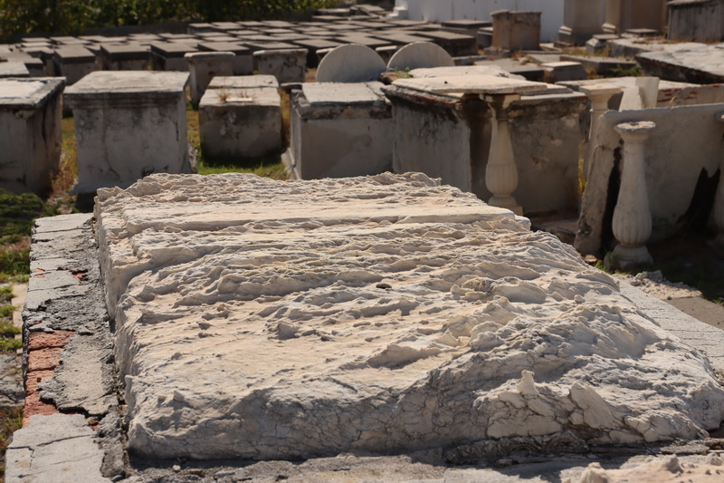 In some marble tombstones, the weathering is so great that nothing remains of text or images.