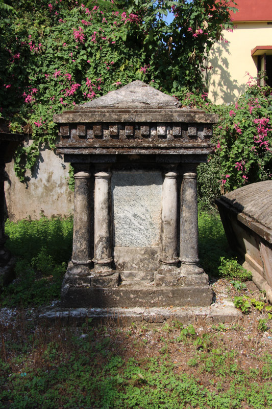 Tomb of Adriaan Poolvliet (photo René ten Dam, 2020)
