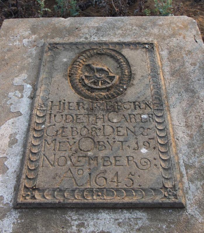 Buitenkerkhof Iudeth Carter, died 1645. Slab not documented by Cotton or Peters. (Photo René ten Dam, May, 2017)