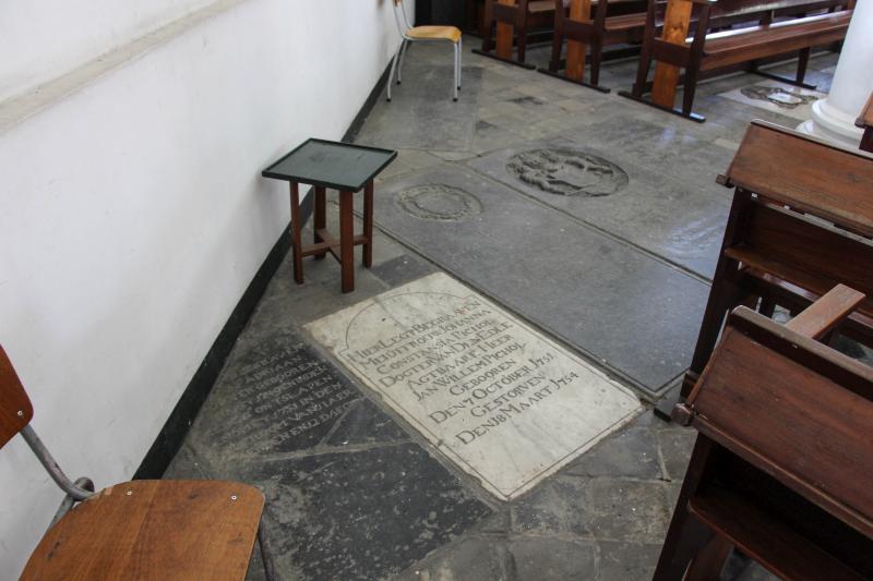 Slabs from the Orange Garden in the Centrumkerk (photo René ten Dam, 2017)